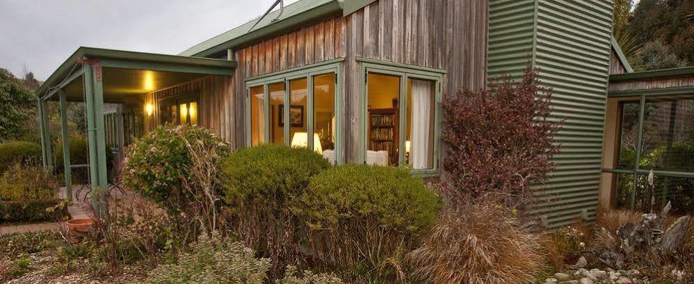 Whakaipo Lodge Таупо Экстерьер фото